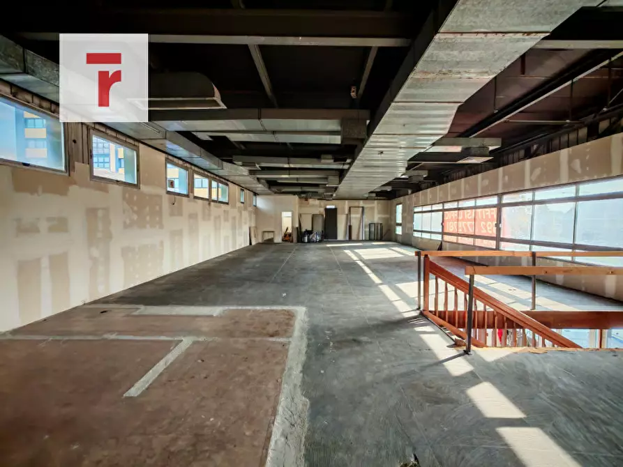 Immagine 2 di Ufficio in affitto  in Viale della Navigazione Interna a Padova