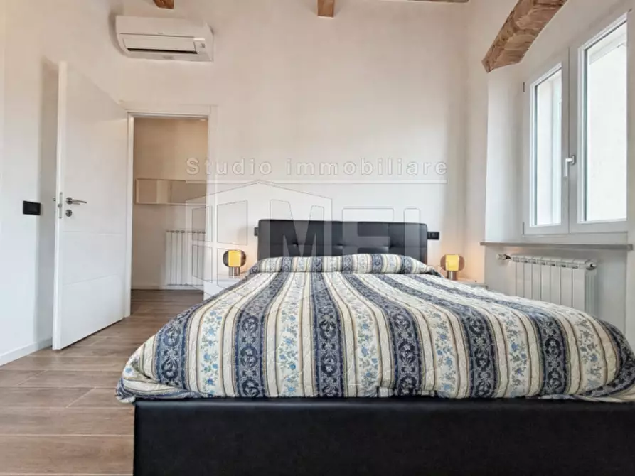 Immagine 15 di Appartamento in vendita  in Via Sant'Agostino a Livorno