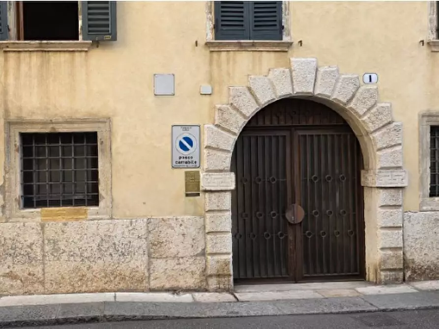 Immagine 1 di Cantina in vendita  in Via Macello 1 a Verona