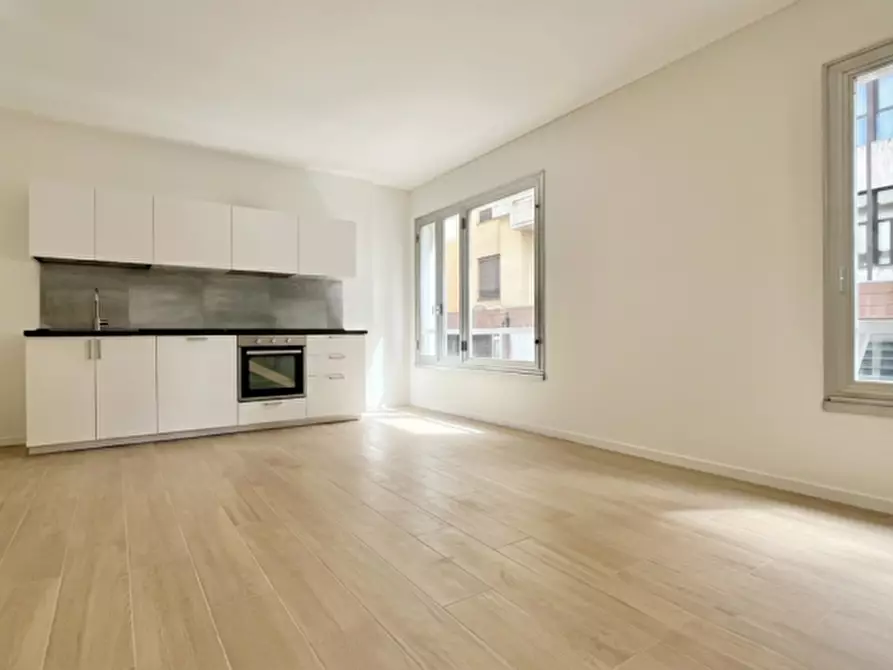 Immagine 4 di Appartamento in affitto  in Via dei Borromeo a Padova