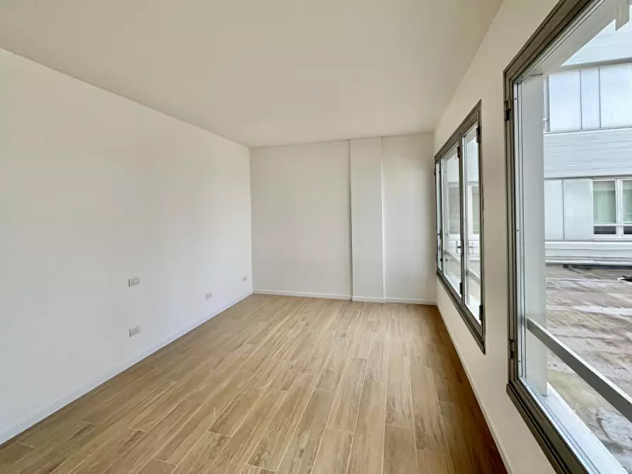 Immagine 8 di Appartamento in affitto  in Via dei Borromeo a Padova