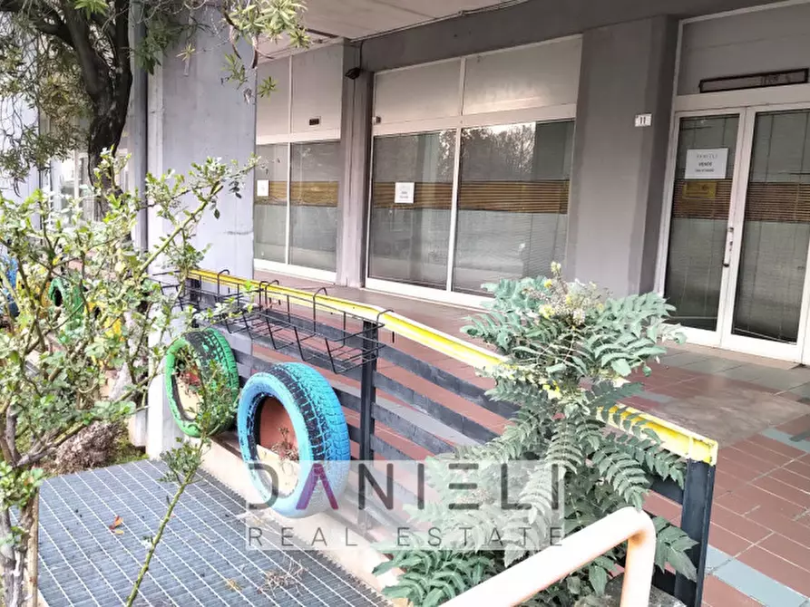 Immagine 7 di Negozio in vendita  in Piazza Torquato Fraccon a Montecchio Maggiore