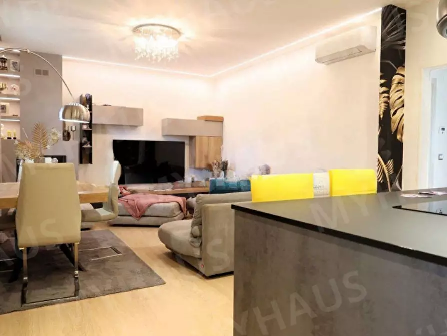 Immagine 11 di Appartamento in vendita  in Via Casentino 16 a Cervia