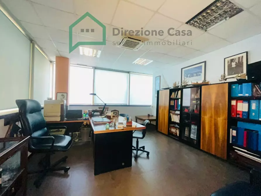 Immagine 19 di Ufficio in vendita  in VIA NUOVA POGGIOREALE a Napoli