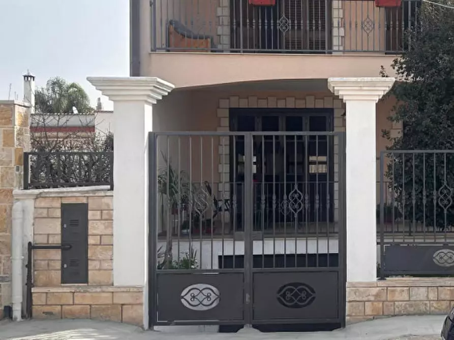 Immagine 1 di Appartamento in vendita  in Via Giovanni Paolo I, 2 a Lizzano