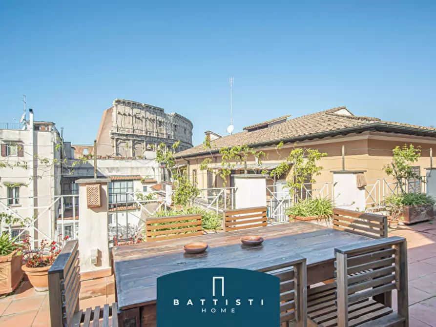 Immagine 14 di Attico in affitto  in Piazza del Colosseo a Roma