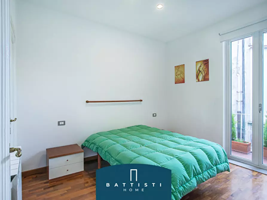 Immagine 19 di Attico in affitto  in Piazza del Colosseo a Roma