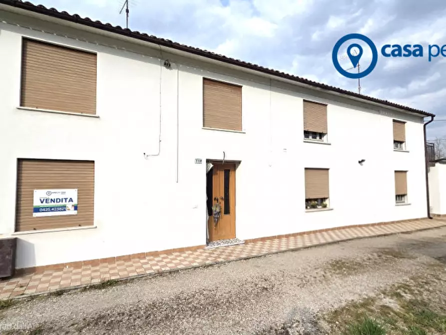 Immagine 1 di Villetta a schiera in vendita  in via borgo zanella a San Bellino