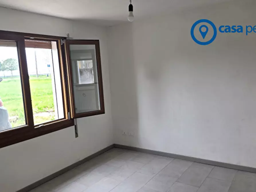 Immagine 7 di Villetta a schiera in vendita  in via borgo zanella a San Bellino