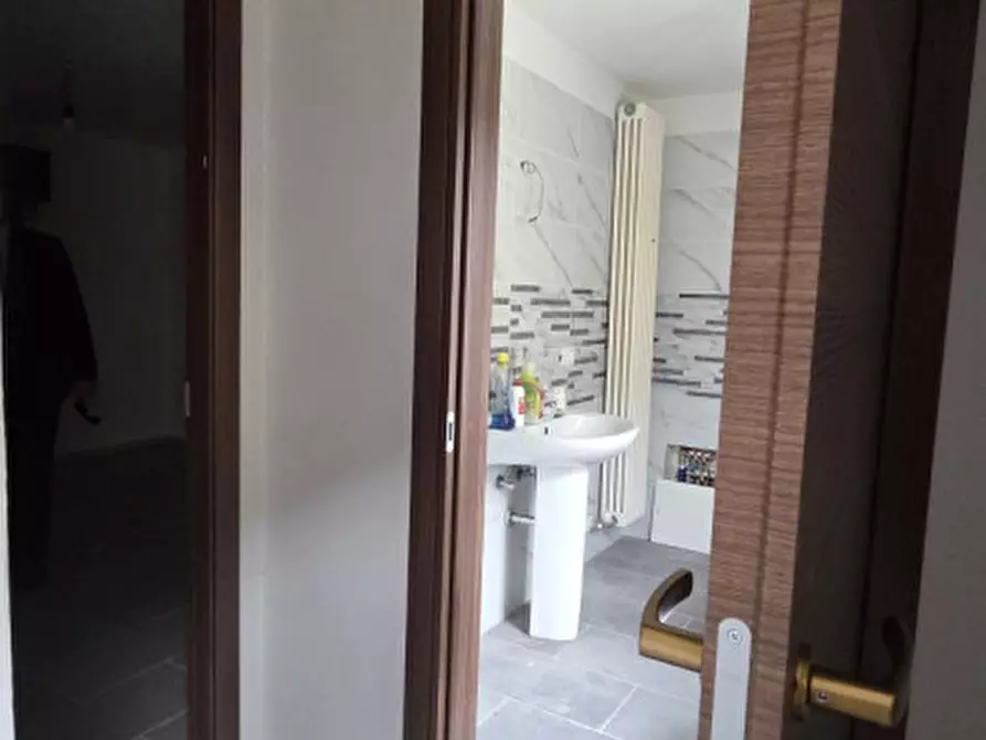 Immagine 20 di Villetta a schiera in vendita  in via borgo zanella a San Bellino