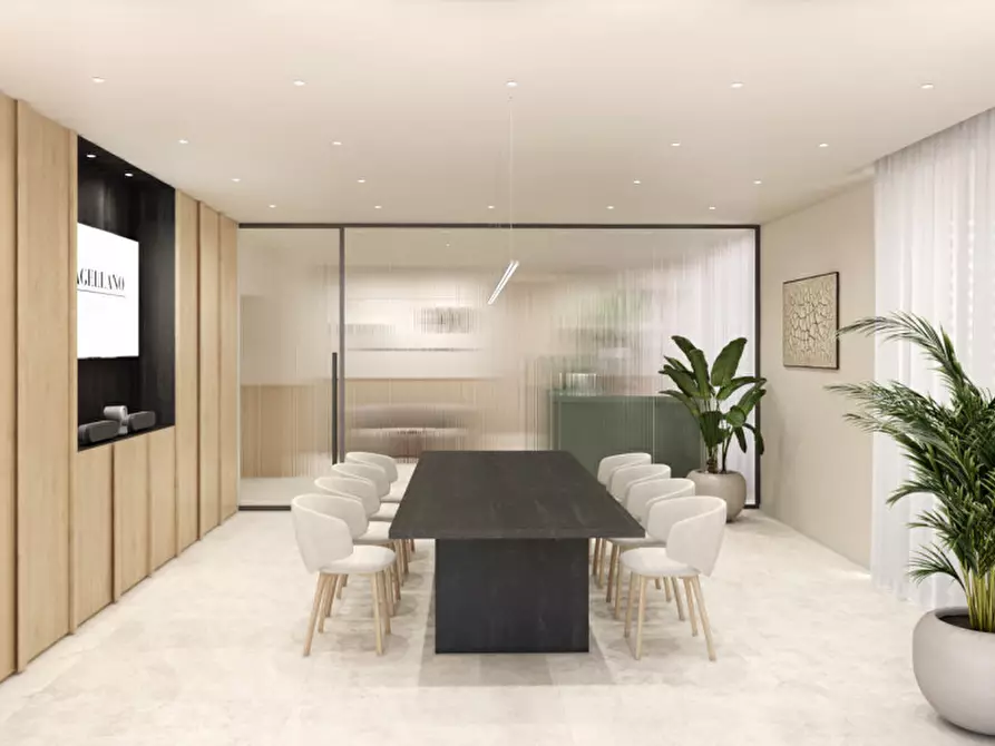 Immagine 3 di Ufficio in vendita  in VIA TEVERE a Venezia