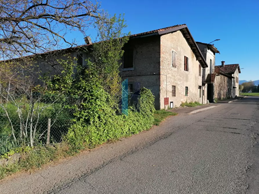 Immagine 3 di Rustico / casale in vendita  a Travagliato