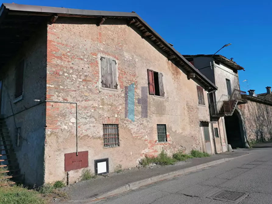 Immagine 19 di Rustico / casale in vendita  a Travagliato