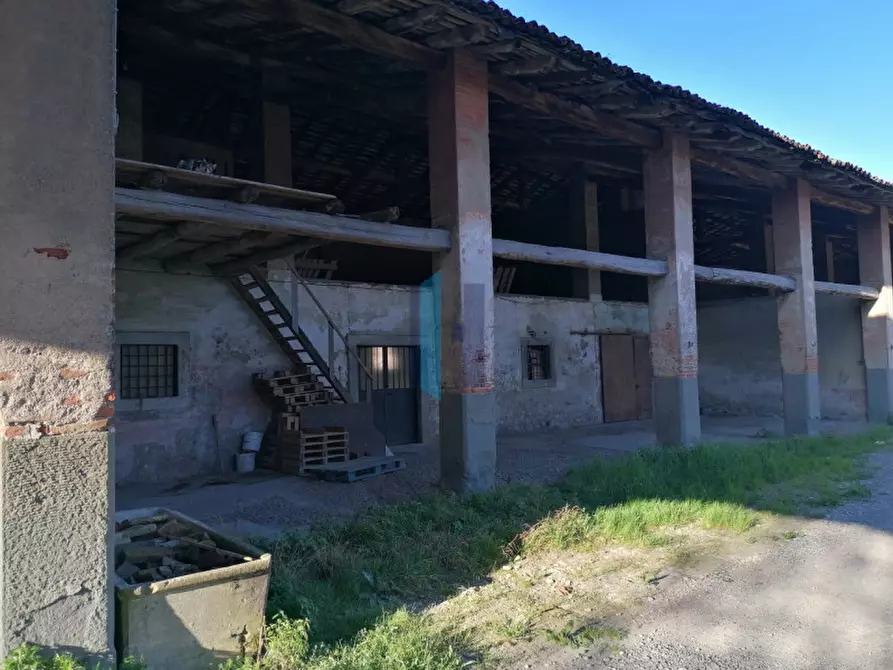 Immagine 20 di Rustico / casale in vendita  a Travagliato