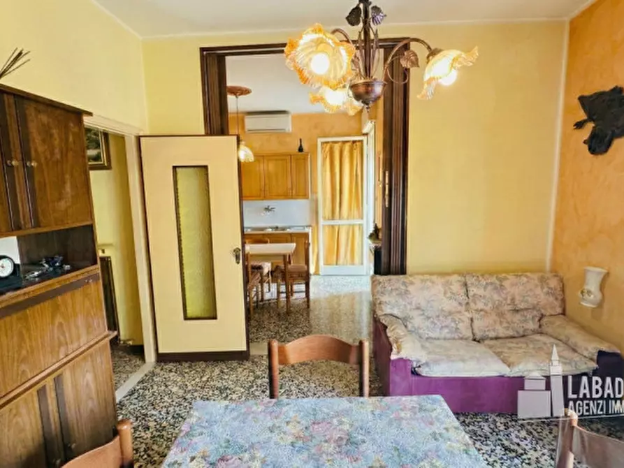 Immagine 35 di Villa in vendita  in Piazza Dante Alighieri 82 a Giacciano Con Baruchella