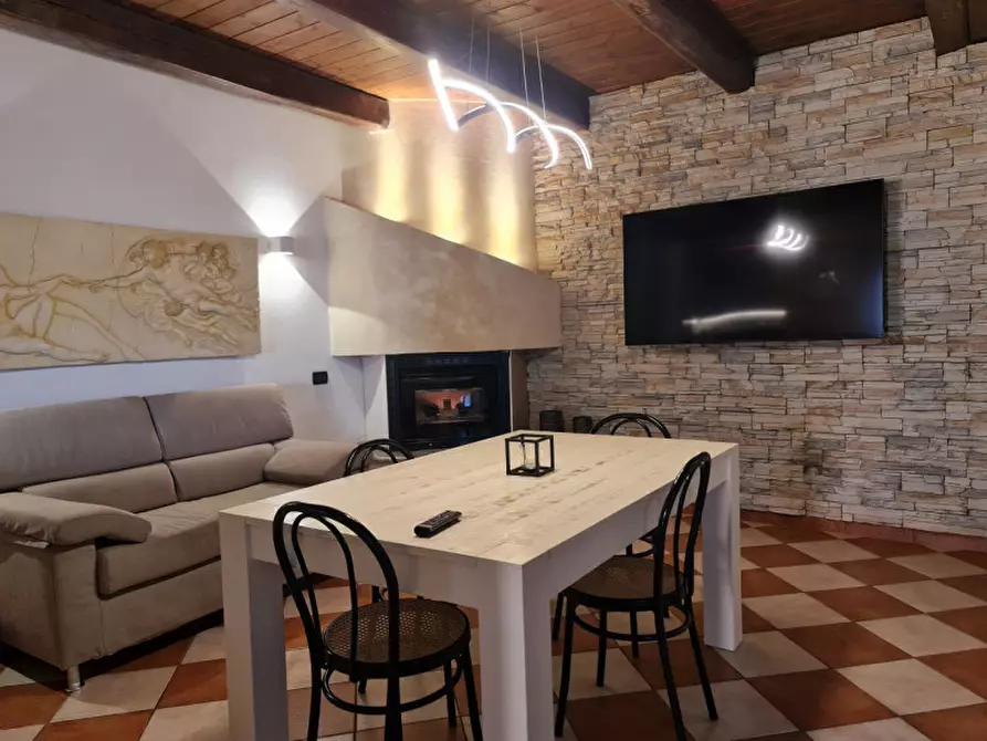 Immagine 2 di Casa indipendente in vendita  a Lendinara