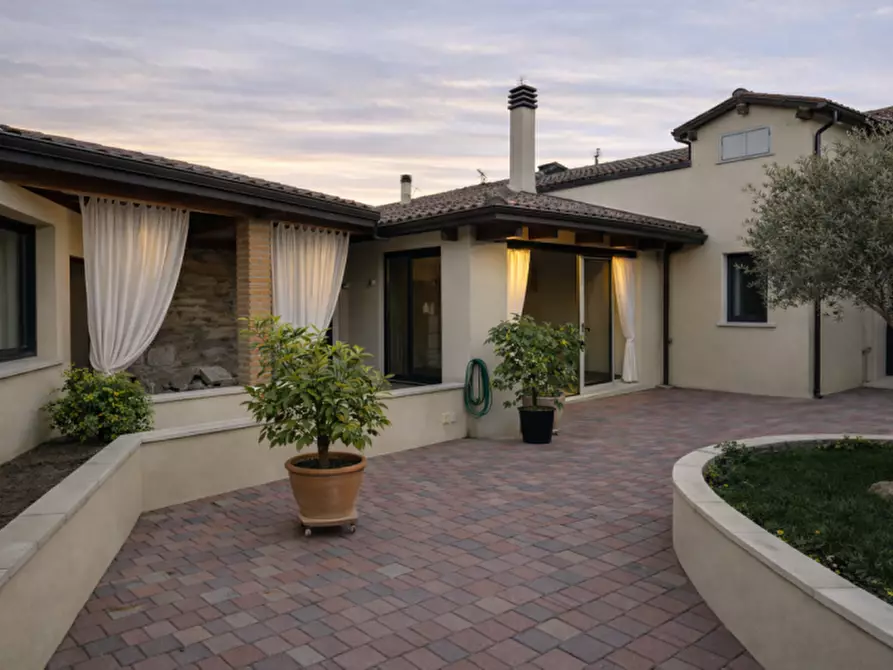 Immagine 6 di Casa indipendente in vendita  a Lendinara