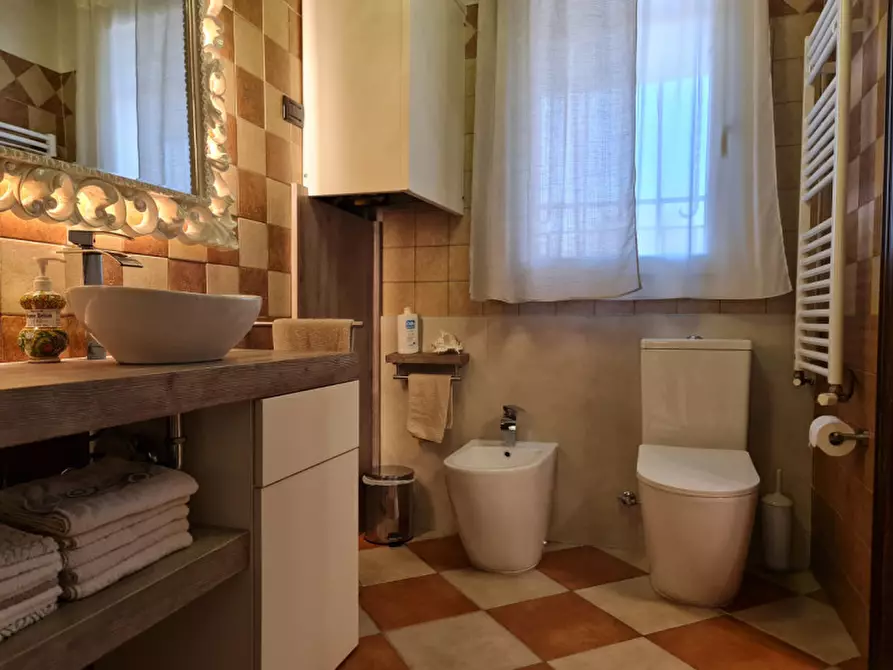 Immagine 18 di Casa indipendente in vendita  a Lendinara