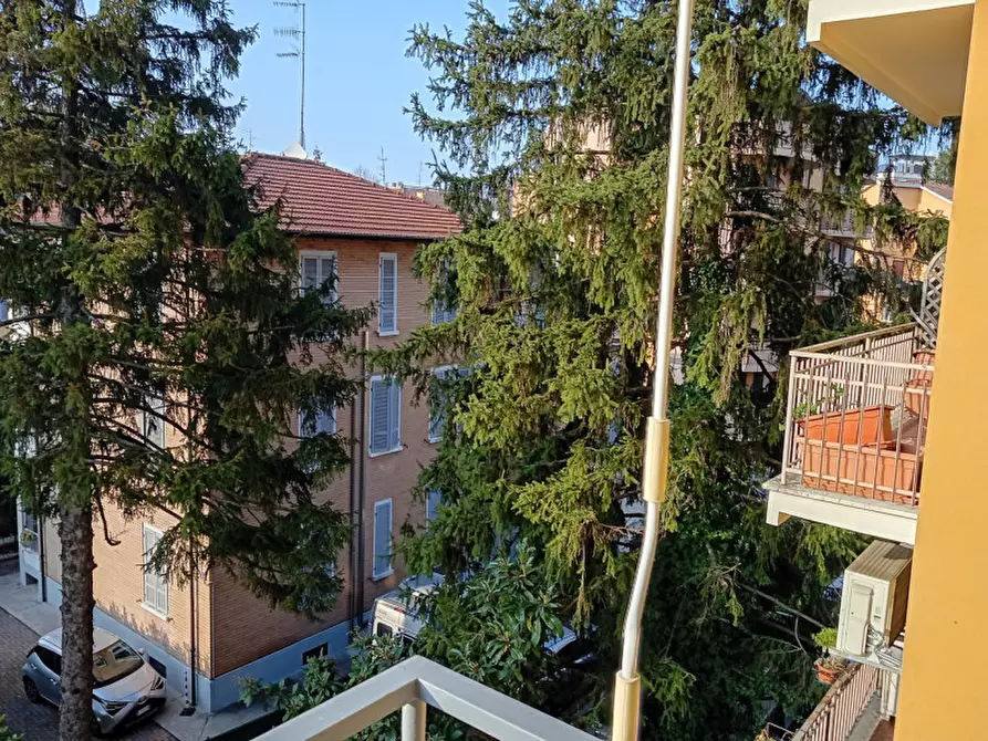 Immagine 1 di Appartamento in vendita  in Via La Spezia a Parma