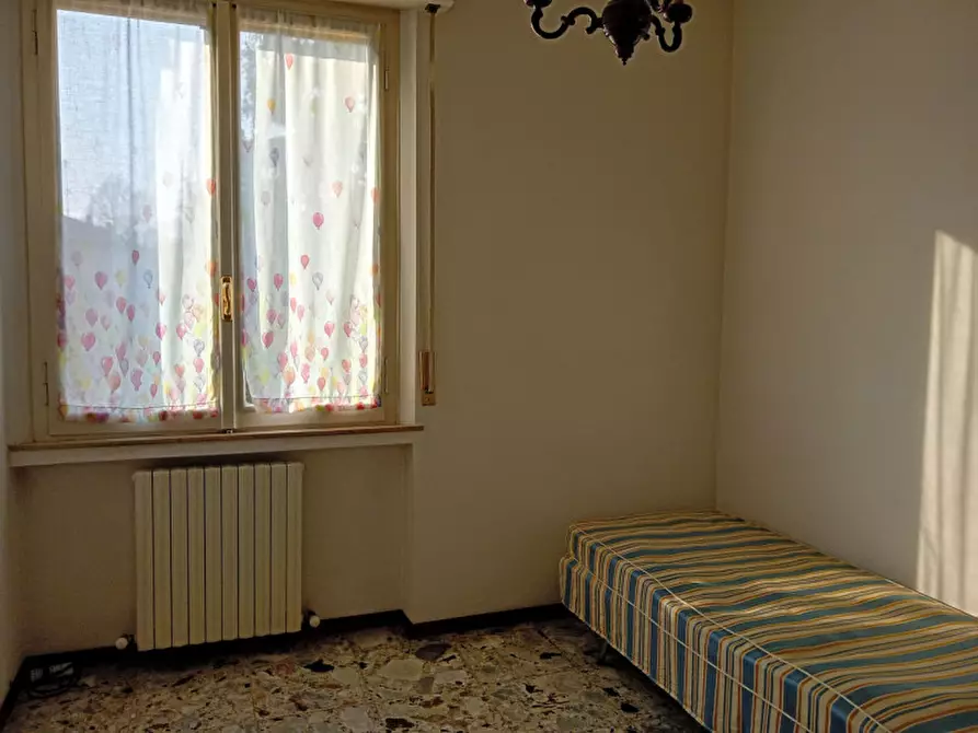 Immagine 6 di Appartamento in vendita  in Via La Spezia a Parma