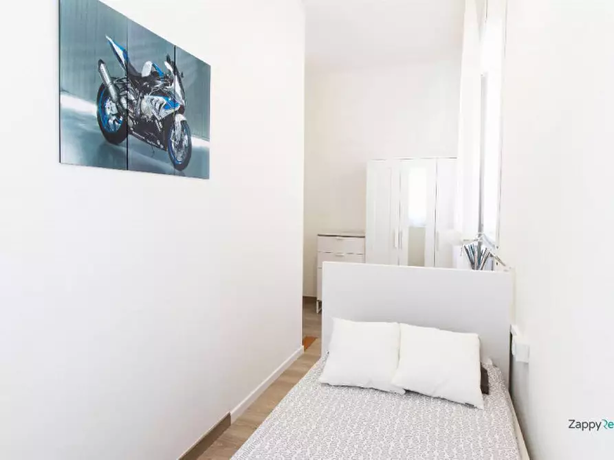 Immagine 1 di Camera in affitto  in Via Giuseppe Candiani, 64 a Milano