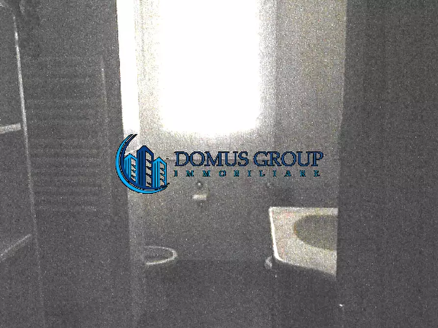 Immagine 11 di Appartamento in vendita  in VIA VETULONIA a Roma