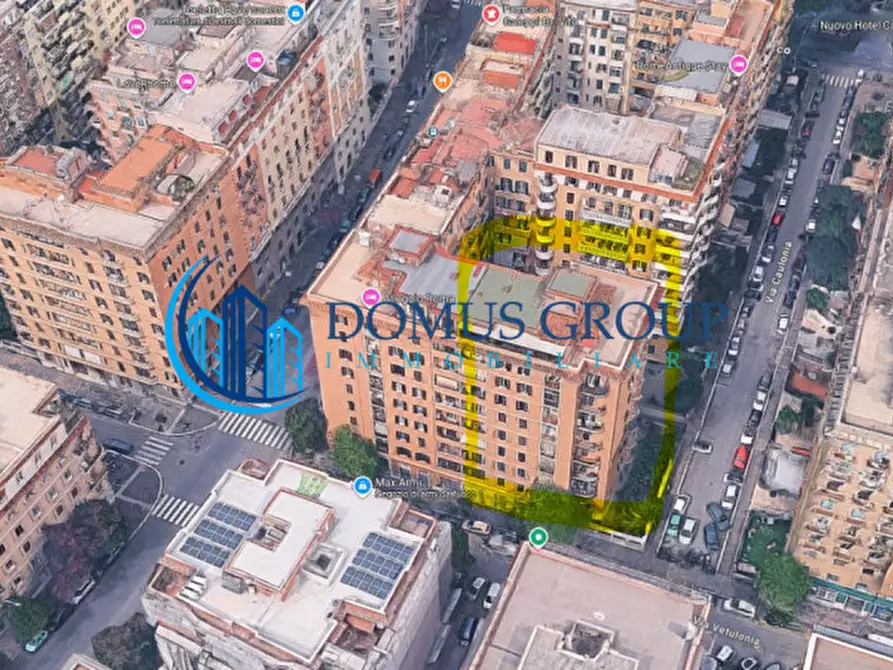 Immagine 12 di Appartamento in vendita  in VIA VETULONIA a Roma