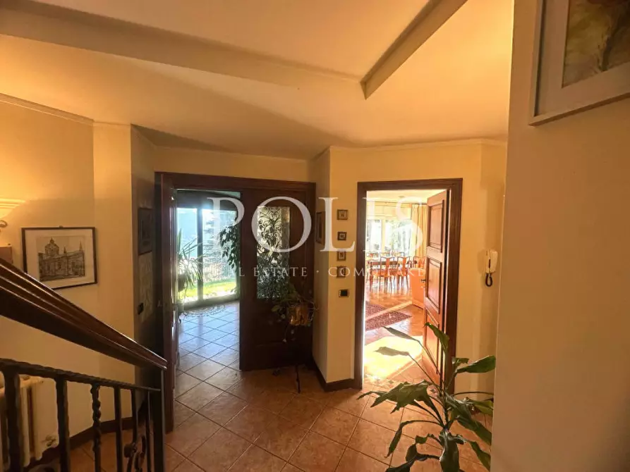 Immagine 12 di Villa in vendita  in via Gentrino a Cernobbio