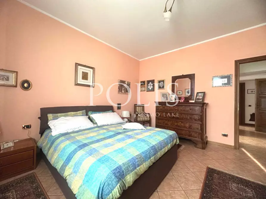 Immagine 26 di Villa in vendita  in via Gentrino a Cernobbio