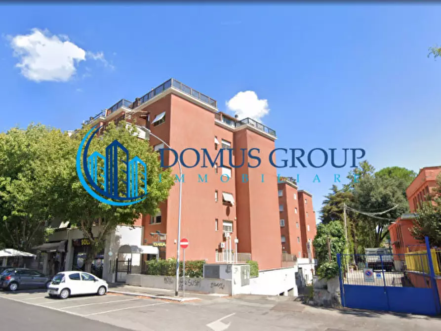 Immagine 1 di Appartamento in vendita  in Via Sacchetti Franco a Roma