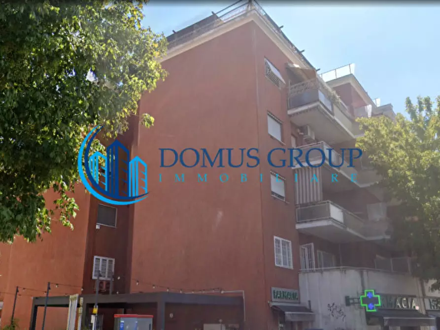Immagine 21 di Appartamento in vendita  in Via Sacchetti Franco a Roma