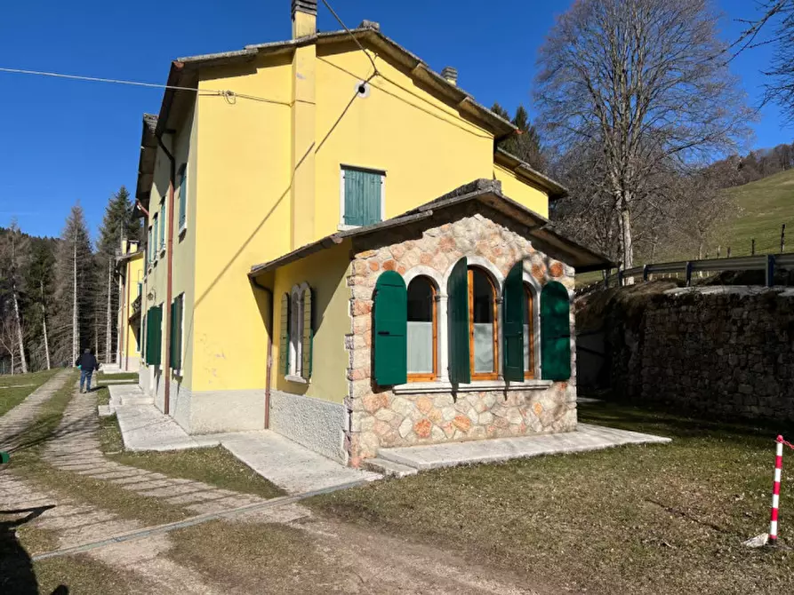 Immagine 23 di Appartamento in vendita  in Località Scandole a Bosco Chiesanuova