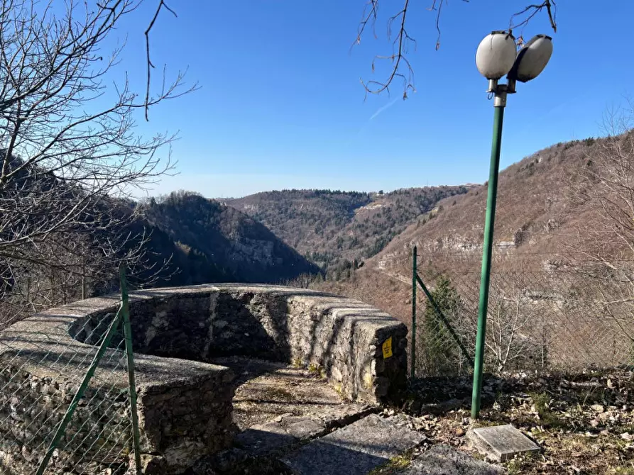 Immagine 25 di Appartamento in vendita  in Località Scandole a Bosco Chiesanuova