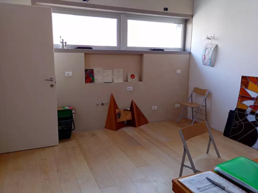 Immagine 7 di Ufficio in vendita  in Via Lombardia a Castel San Pietro Terme