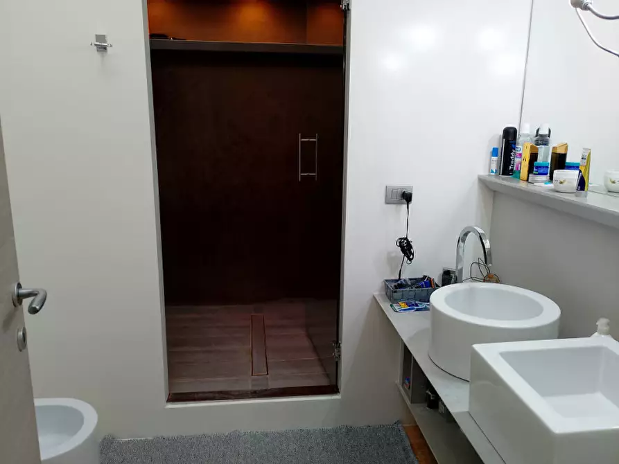 Immagine 15 di Ufficio in vendita  in Via Lombardia a Castel San Pietro Terme