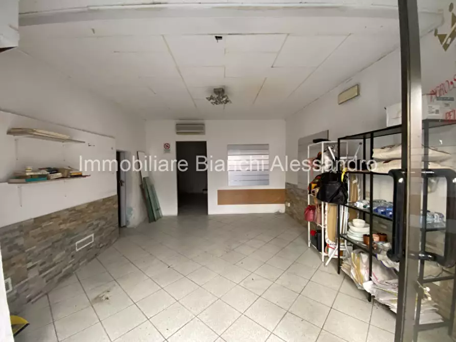 Immagine 3 di Negozio in affitto  in Via degli Alfani 4 a Firenze