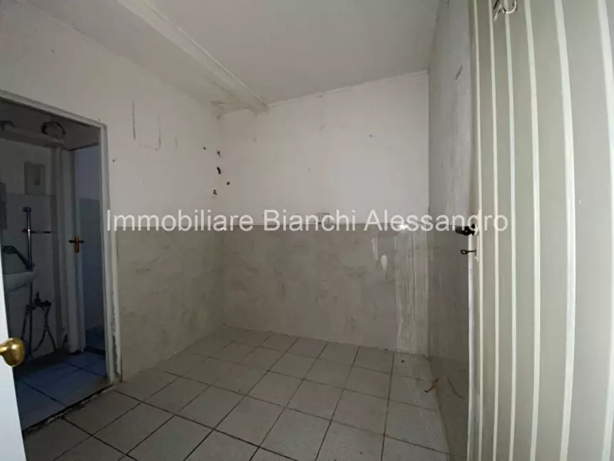 Immagine 6 di Negozio in affitto  in Via degli Alfani 4 a Firenze