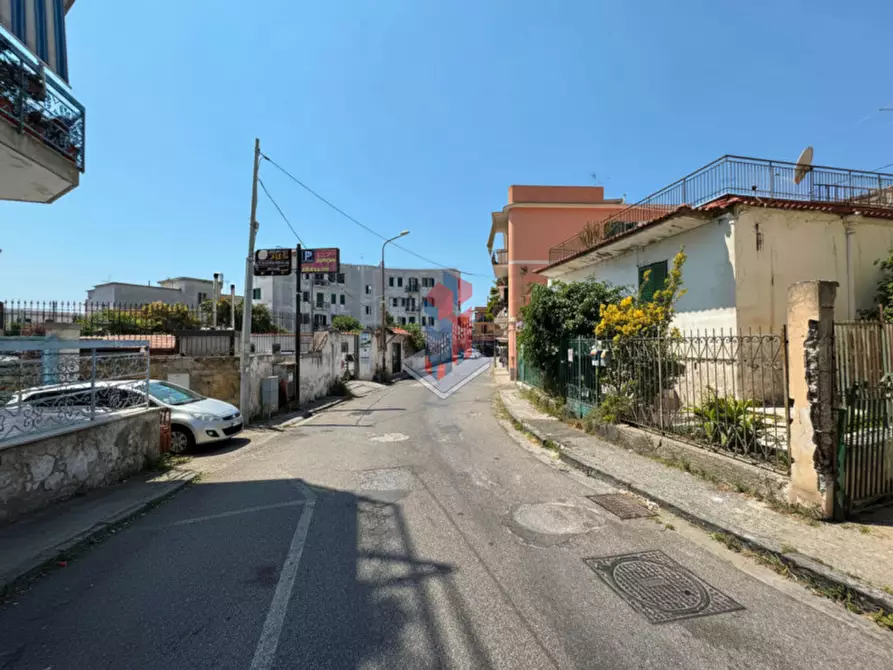 Immagine 6 di Appartamento in vendita  in ARCO FELICE - ADIACENZE PIAZZA a Pozzuoli