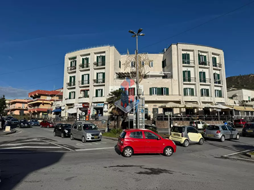 Immagine 8 di Appartamento in vendita  in POZZUOLI - VIA MONTENUOVO a Pozzuoli