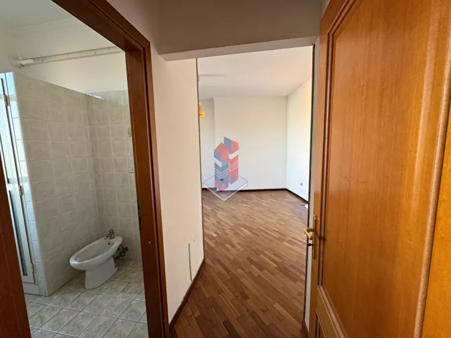 Immagine 14 di Appartamento in vendita  in POZZUOLI - VIA MONTENUOVO a Pozzuoli