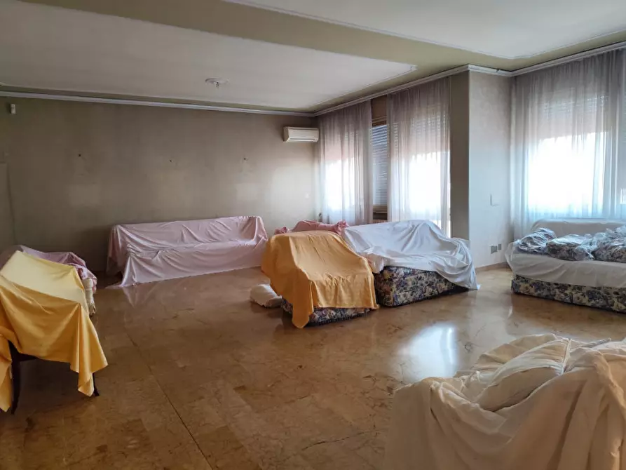 Immagine 13 di Appartamento in vendita  a Vicenza