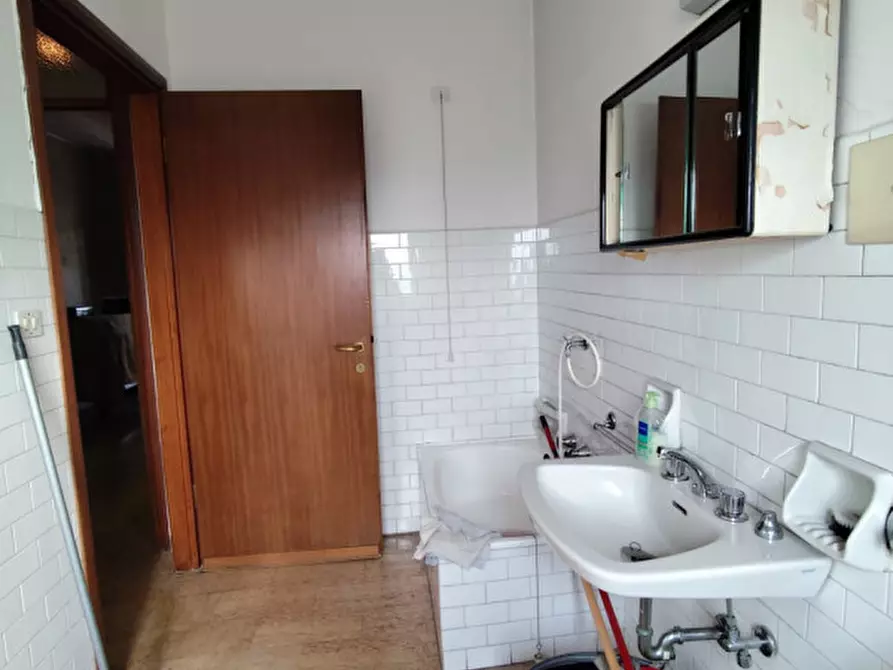 Immagine 23 di Appartamento in vendita  a Vicenza