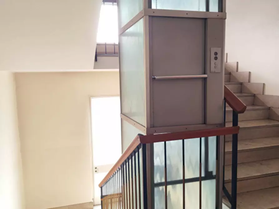 Immagine 35 di Appartamento in vendita  a Vicenza