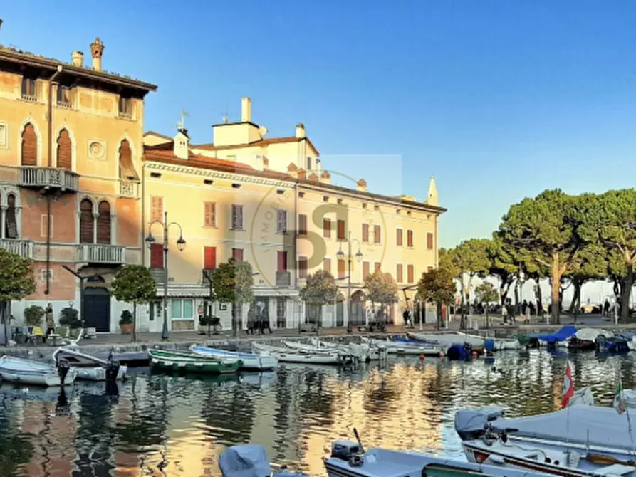 Immagine 8 di Appartamento in affitto  in Via Grezze a Desenzano Del Garda