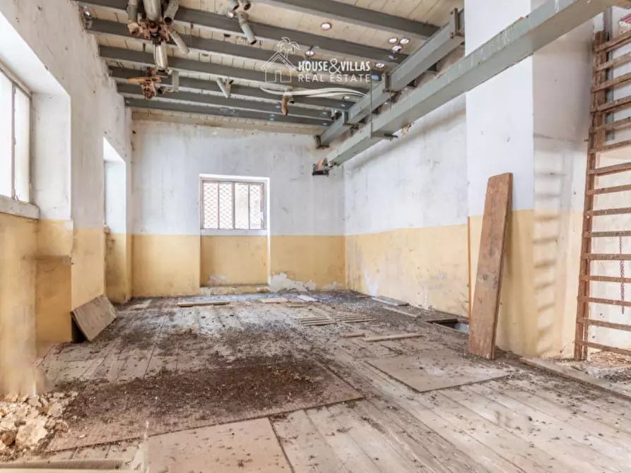 Immagine 6 di Magazzino in vendita  a Avola