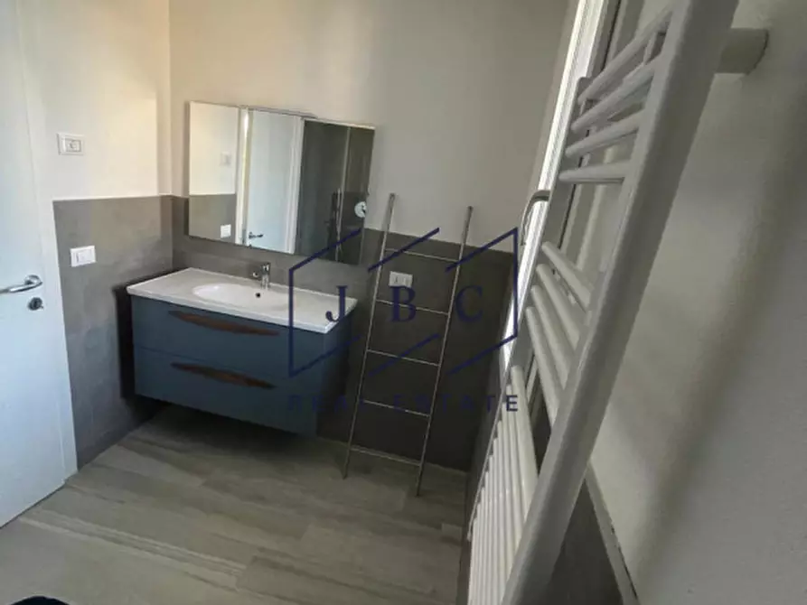 Immagine 19 di Appartamento in vendita  in Via Trentino Alto Adige a Jesolo