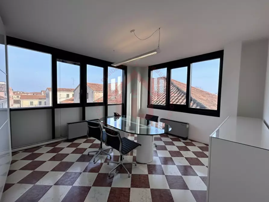 Immagine 11 di Ufficio in affitto  in Via San Marco 140 a Padova