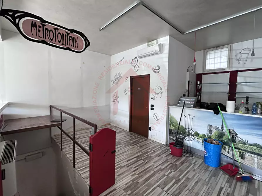 Immagine 11 di Negozio in affitto  in Vicolo della Provvidenza a Rubano