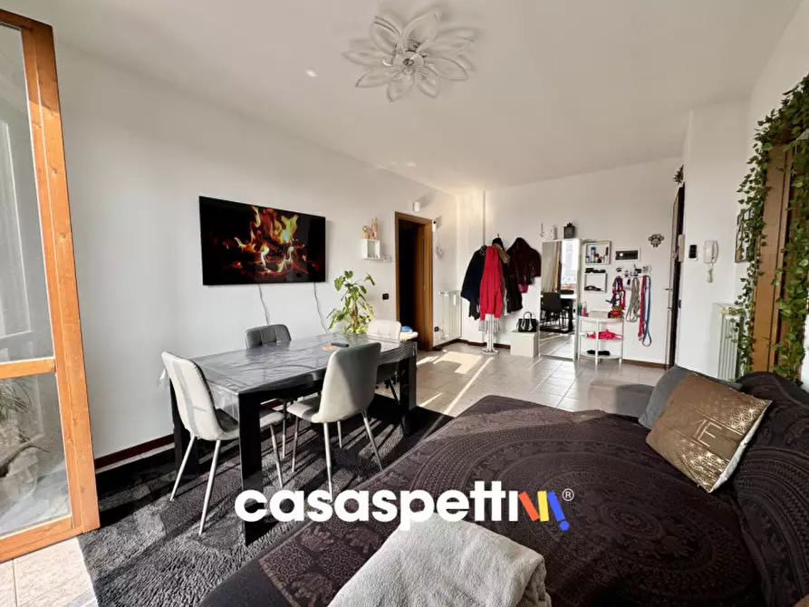 Immagine 3 di Appartamento in vendita  in Via Toscana, 19 a Torrevecchia Pia