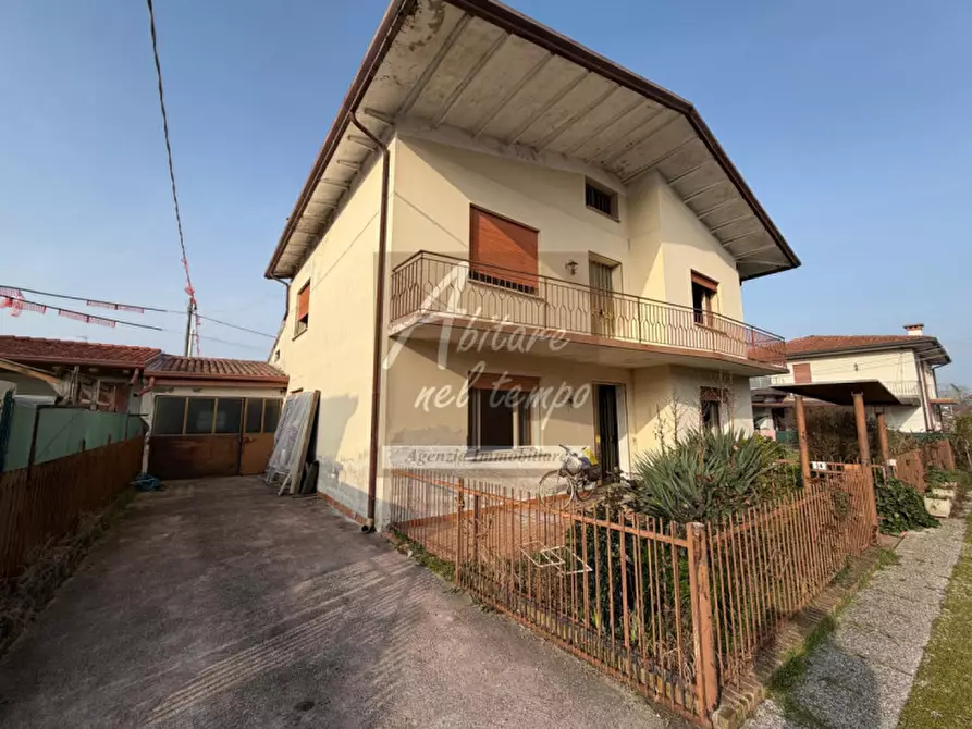 Immagine 2 di Casa indipendente in vendita  in Via M. C. Bianchi a Cittadella